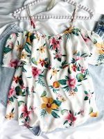 تاپ یقه قایقی flowers