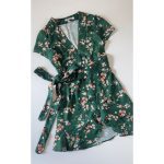 پیراهن سبز گلدار