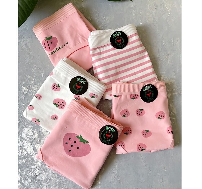 شرت strawberry